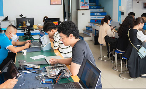 sửa màn hình laptop tại Quảng Ngãi